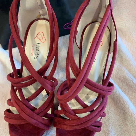 New! Hearst’s Collection Strappy Heels - Picture 6 of 8